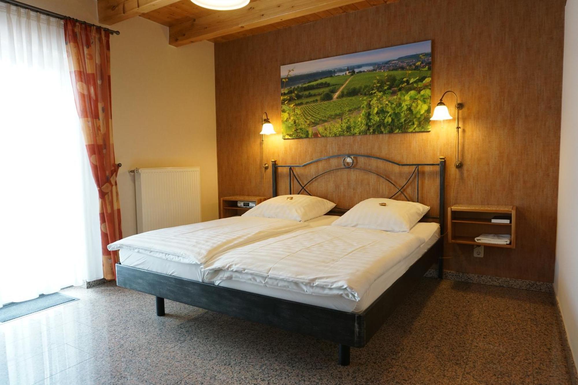 Weingut & Gaestehaus Julianenhof Nierstein Zewnętrze zdjęcie